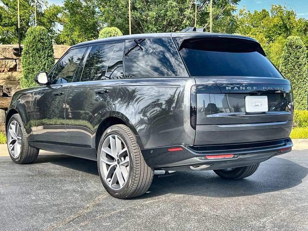 New 2026 Land Rover Range Rover SE SUV