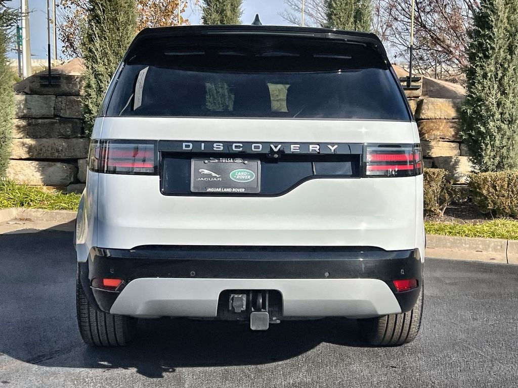 Certified 2024 Land Rover Discovery Metropolitan Edition SUV