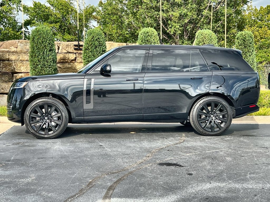 New 2027 Land Rover Range Rover SE LWB7 P400 SE 400PS Auto (7 Seats) SUV