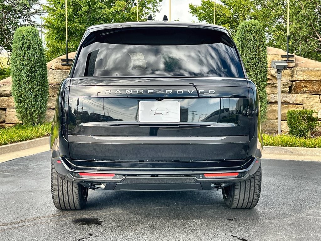New 2027 Land Rover Range Rover SE LWB7 P400 SE 400PS Auto (7 Seats) SUV