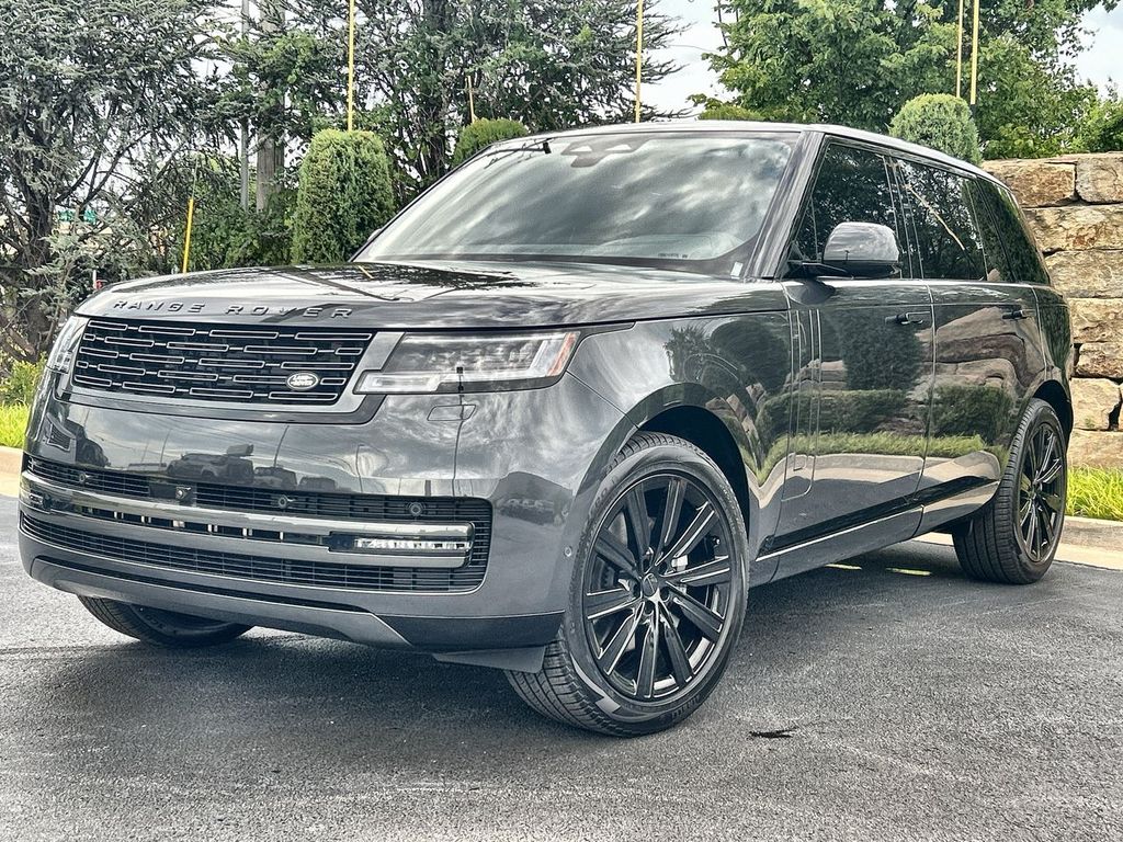 New 2026 Land Rover Range Rover SE SUV