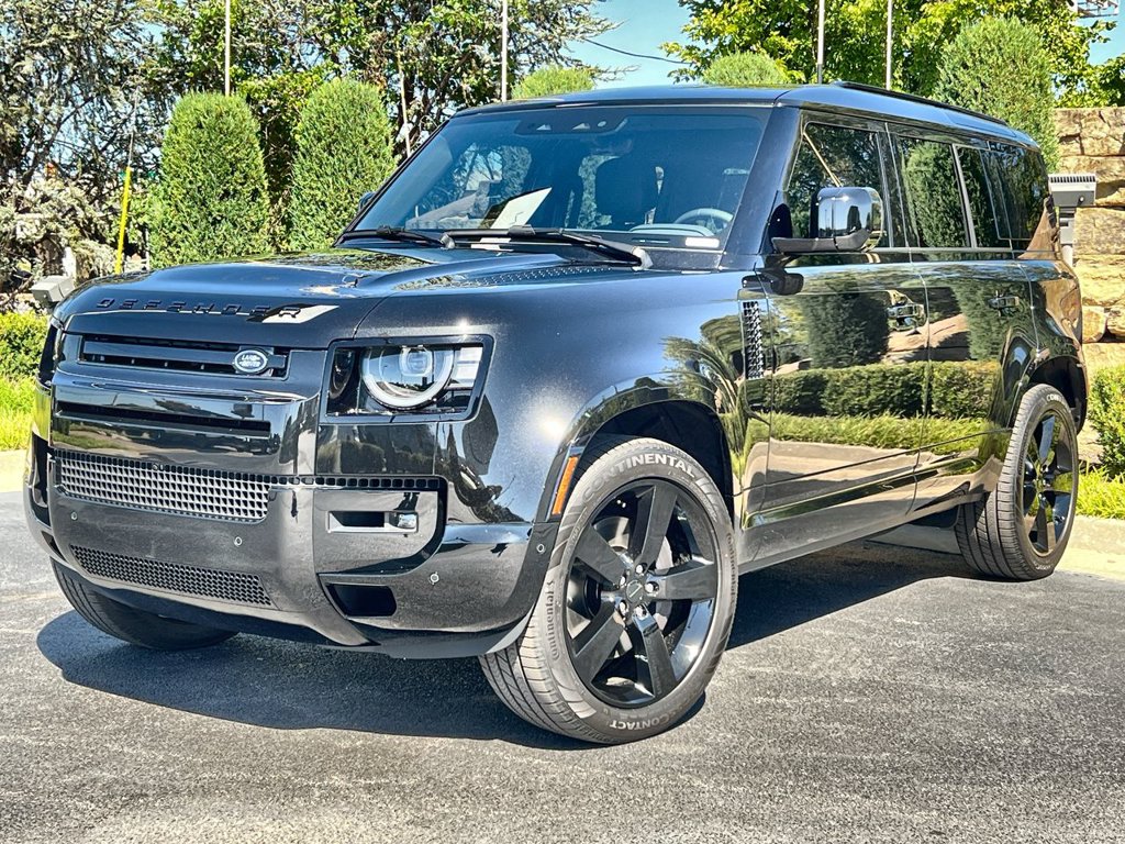 New 2026 Land Rover Defender 110 400PS X-Dynamic SE SUV
