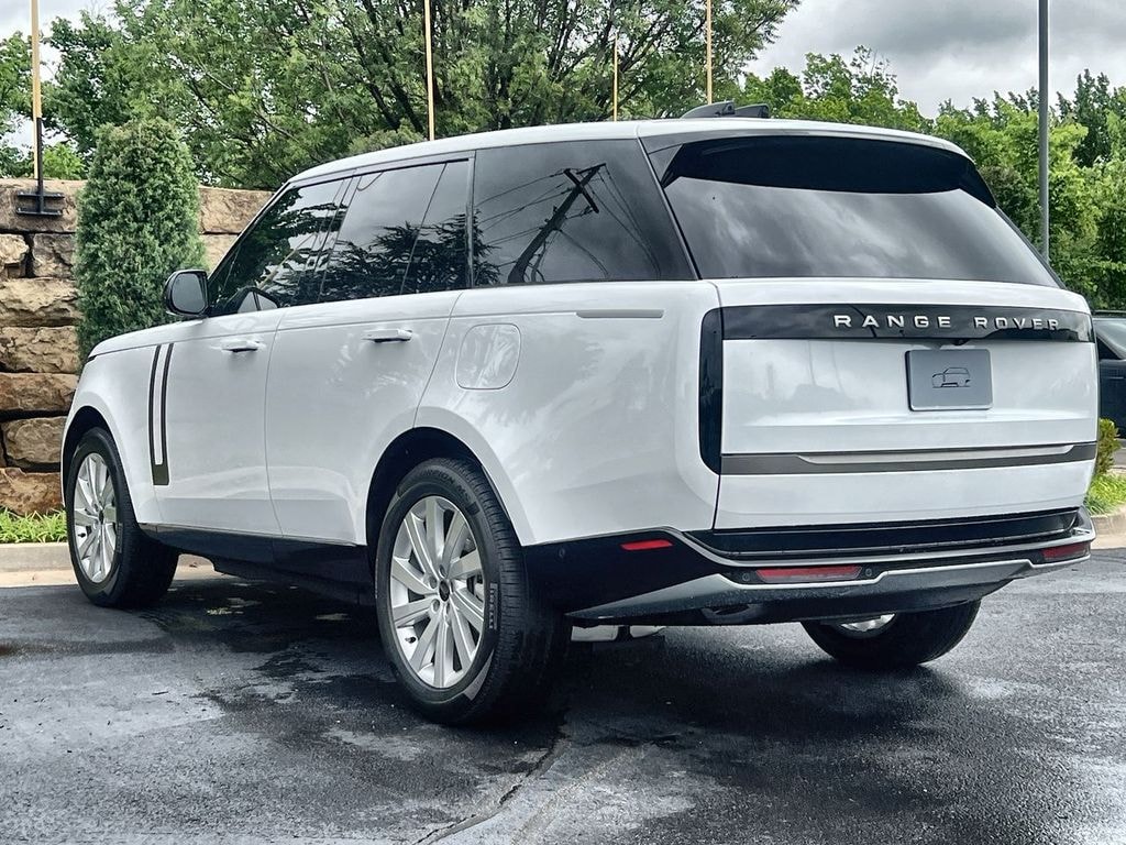 New 2026 Land Rover Range Rover SE SUV