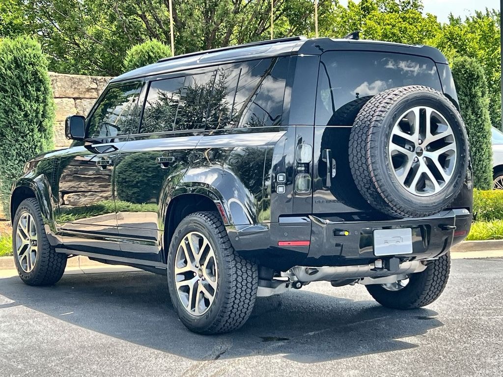 Used 2026 Land Rover Defender 110 X-Dynamic SE SUV