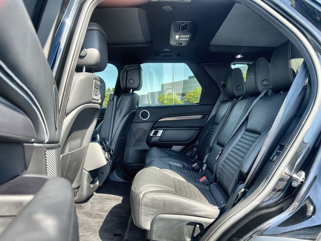 2025 Land Rover Discovery Metropolitan Edition - Photo 15