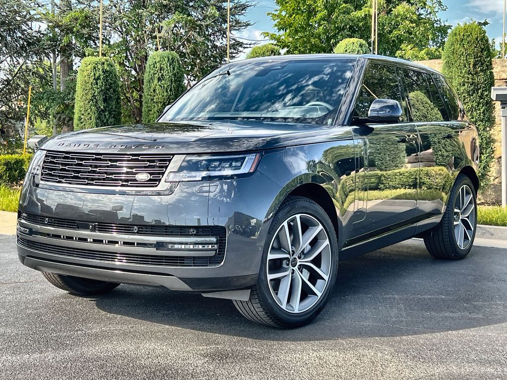 New 2026 Land Rover Range Rover SE SUV