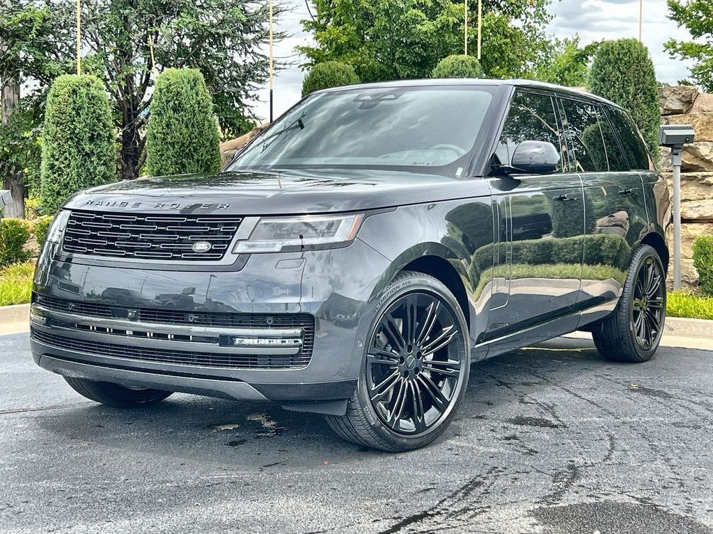 New 2026 Land Rover Range Rover SE SUV