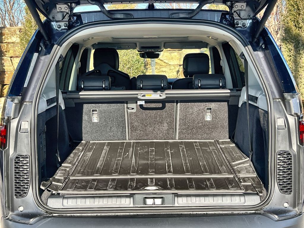 2025 Land Rover Discovery S - Photo 18