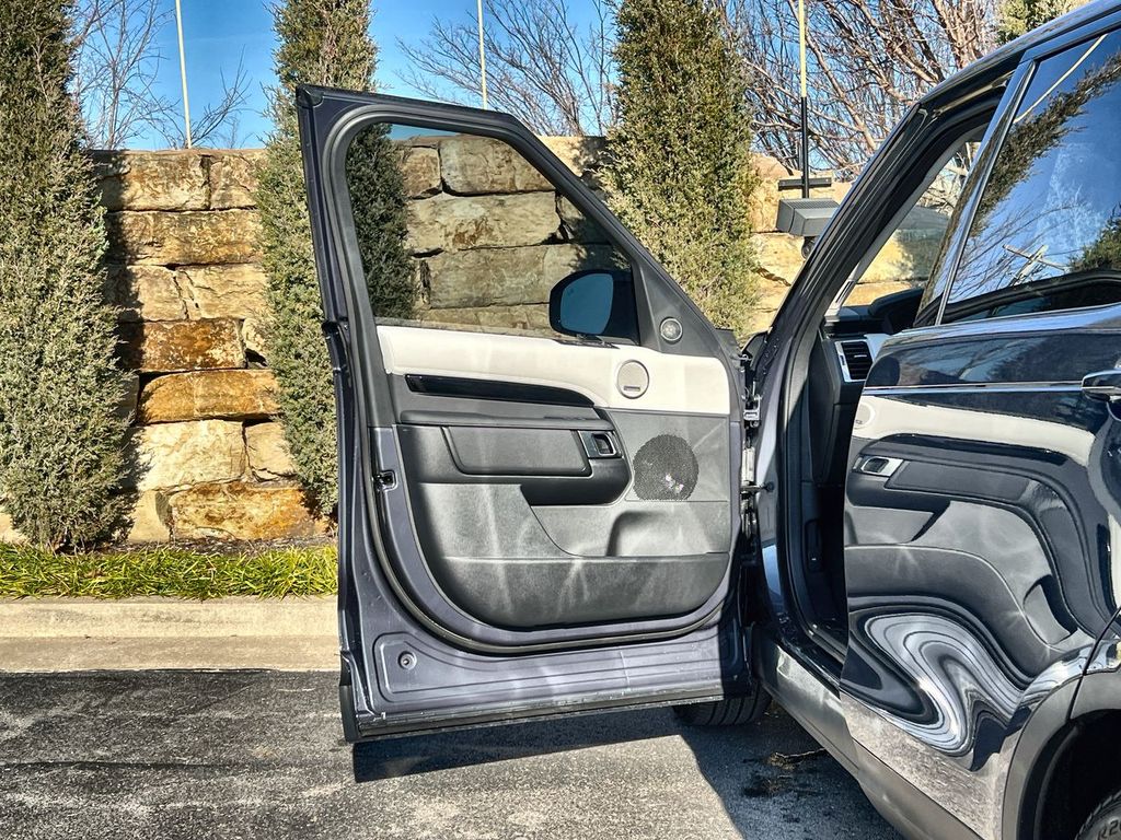 2025 Land Rover Discovery S - Photo 17