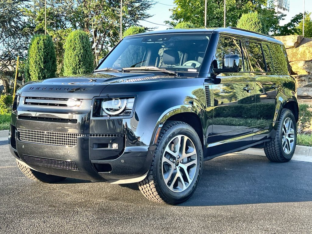New 2026 Land Rover Defender 110 400PS X-Dynamic SE SUV