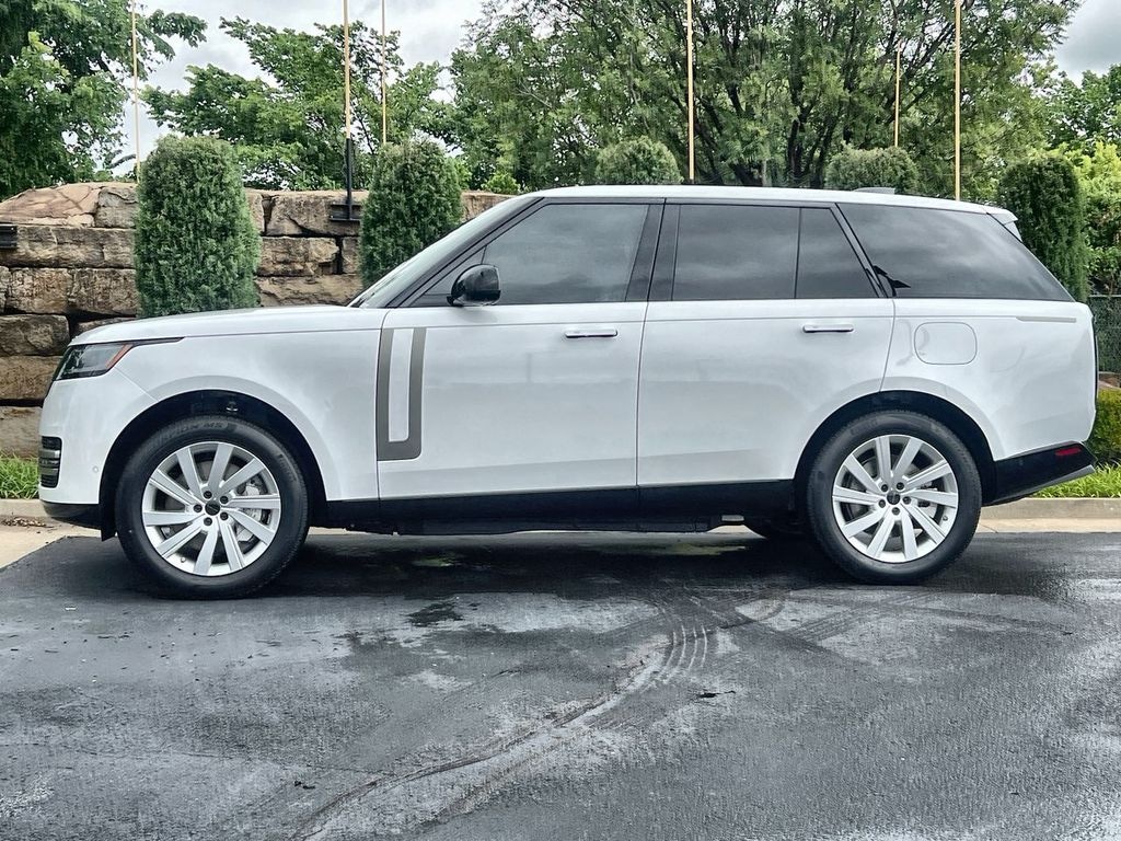 New 2026 Land Rover Range Rover SE SUV