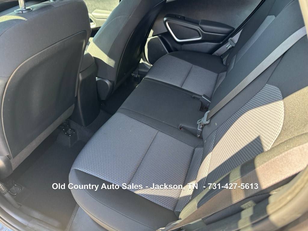 2021 Kia Soul LX - Photo 17