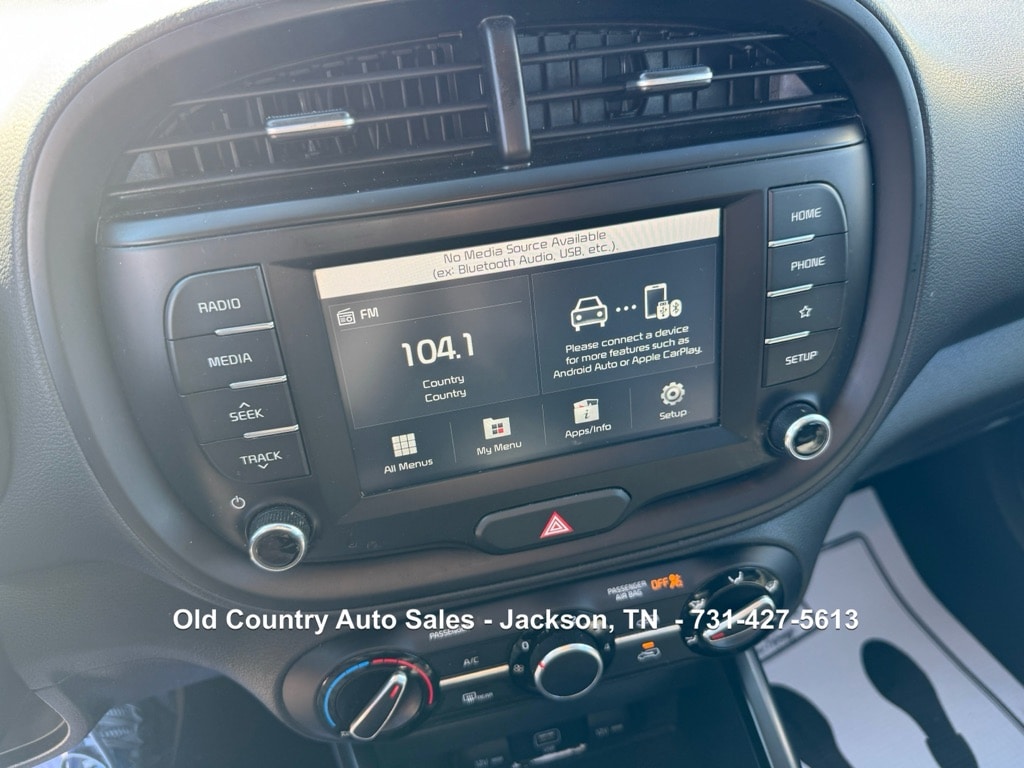 2021 Kia Soul LX - Photo 36