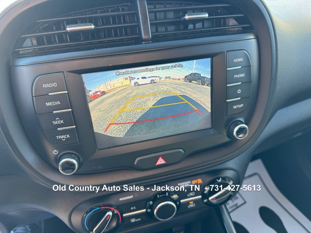 2021 Kia Soul LX - Photo 37