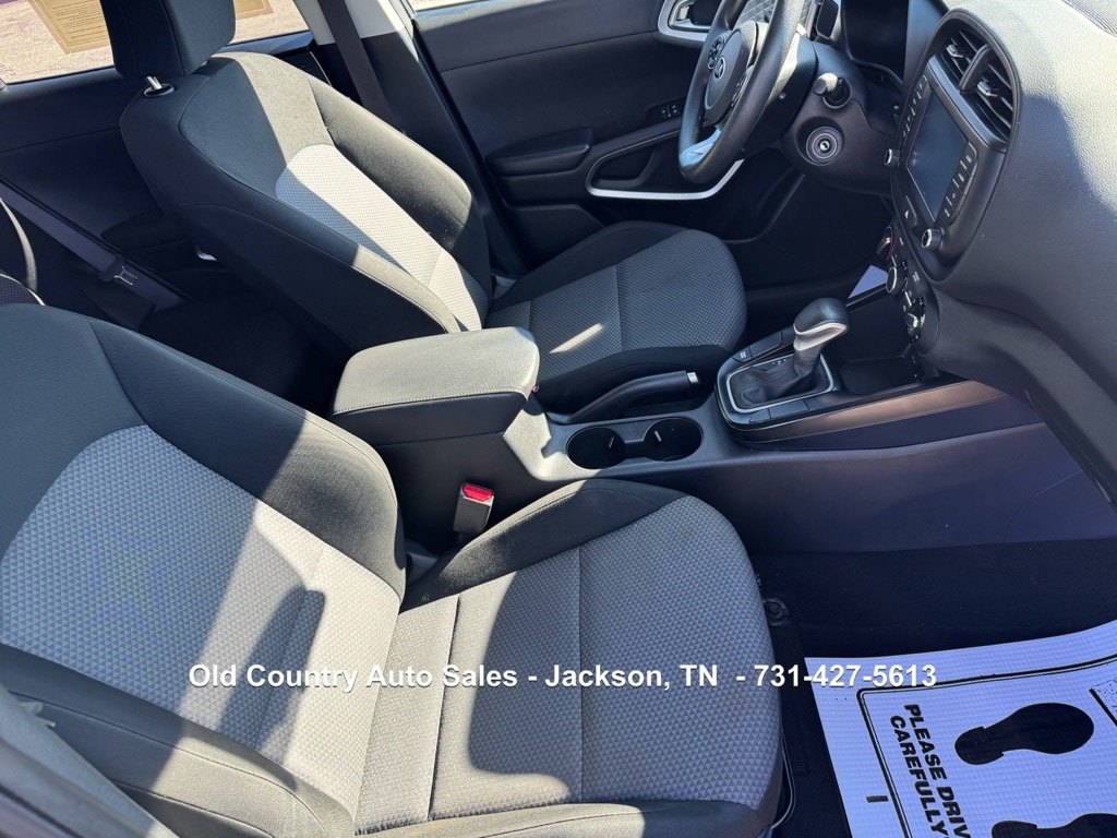 2021 Kia Soul LX - Photo 15