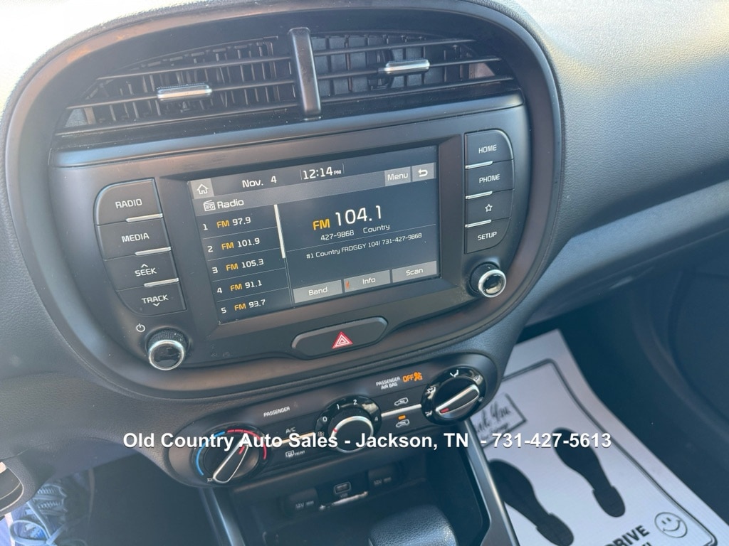 2021 Kia Soul LX - Photo 35
