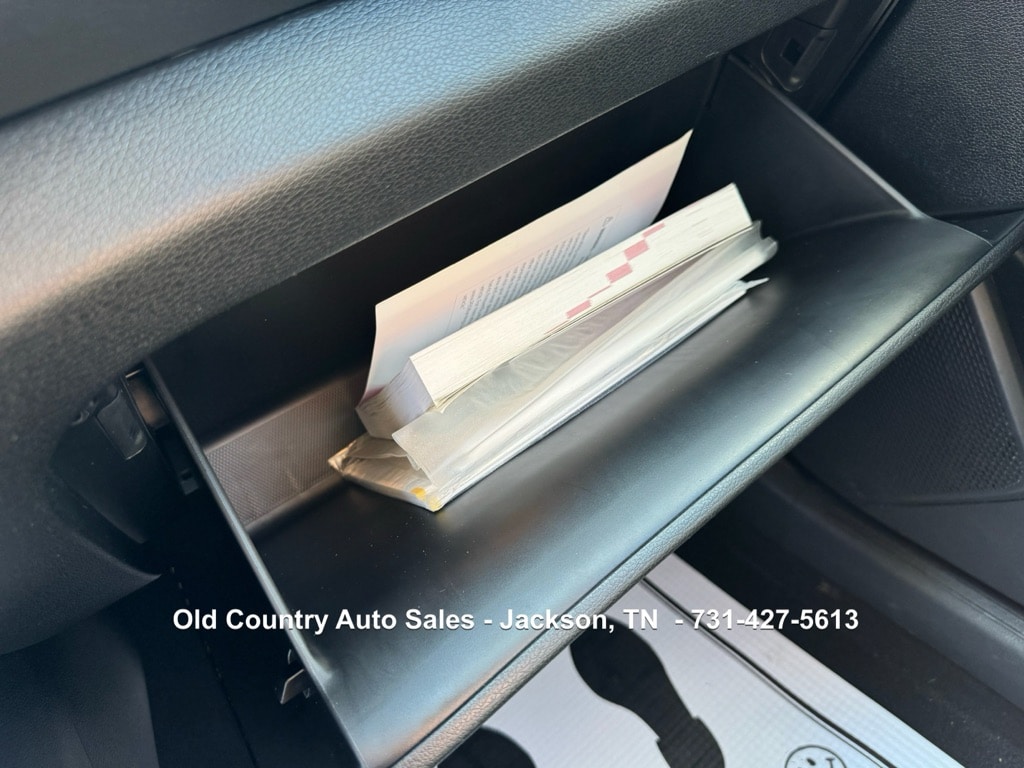2021 Kia Soul LX - Photo 30