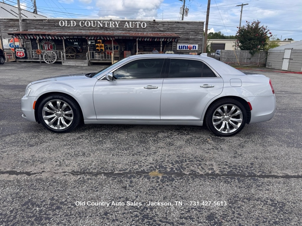 2020 Chrysler 300