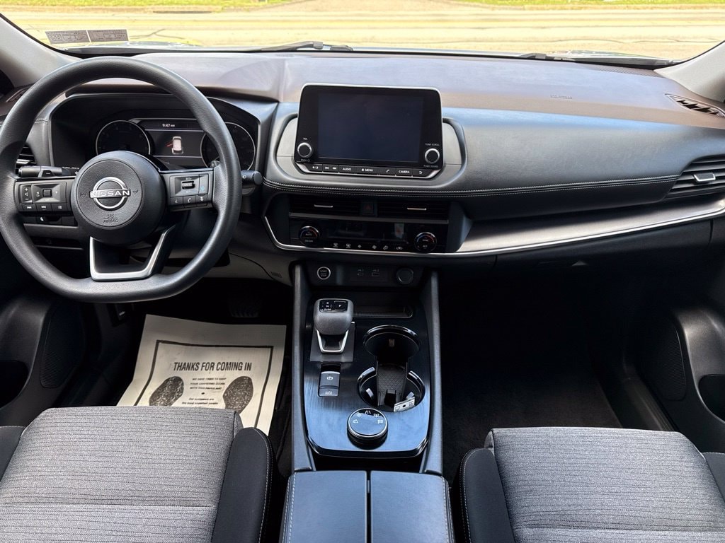 2023 Nissan Rogue SV - Photo 13