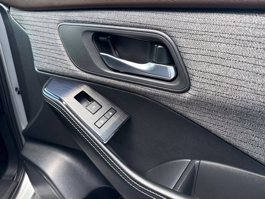 2023 Nissan Rogue SV - Photo 33