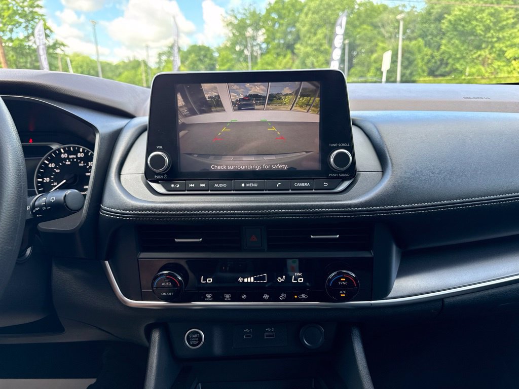 2023 Nissan Rogue SV - Photo 16