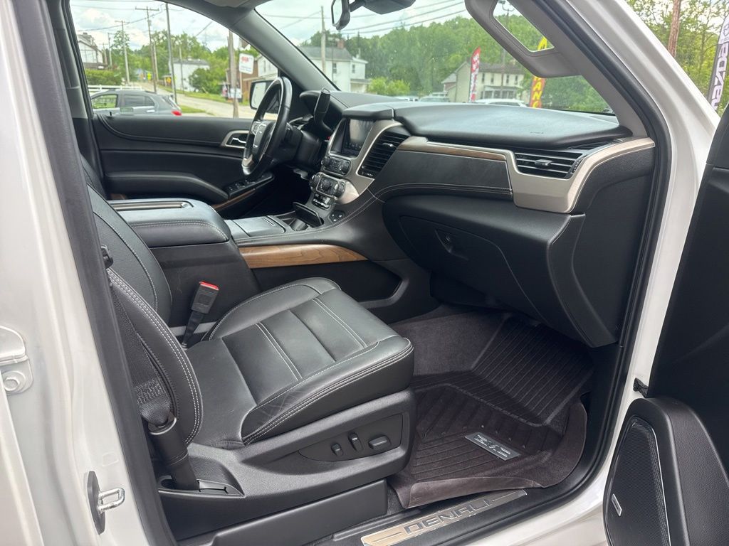 2020 GMC Yukon Denali - Photo 33