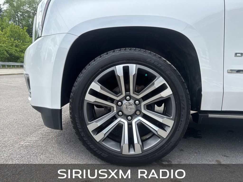 2020 GMC Yukon Denali - Photo 11