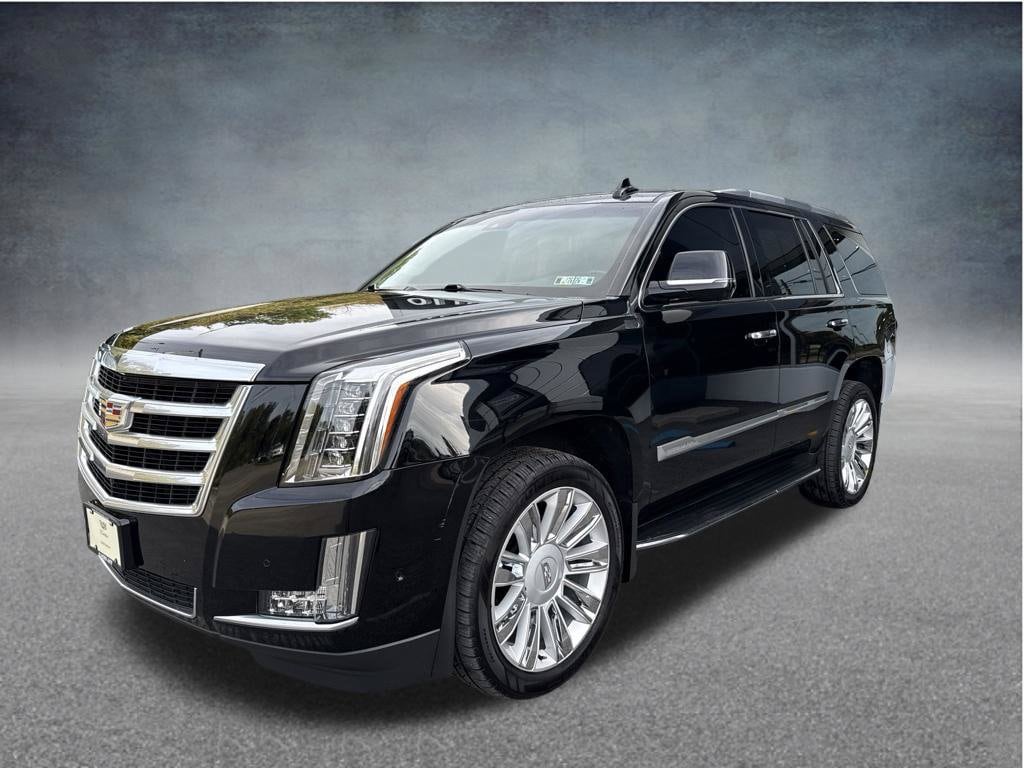 2018 Cadillac Escalade Luxury