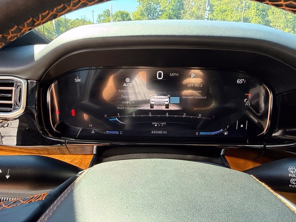 2022 Jeep Grand Wagoneer Series III - Photo 13
