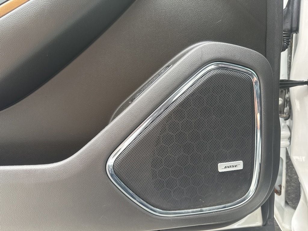 2020 GMC Yukon Denali - Photo 26