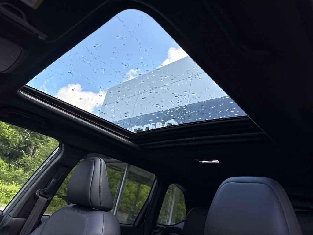 2025 Subaru Forester Limited - Photo 21