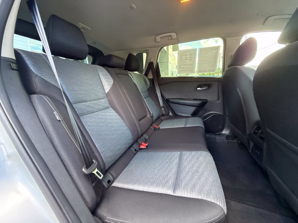 2023 Nissan Rogue SV - Photo 27