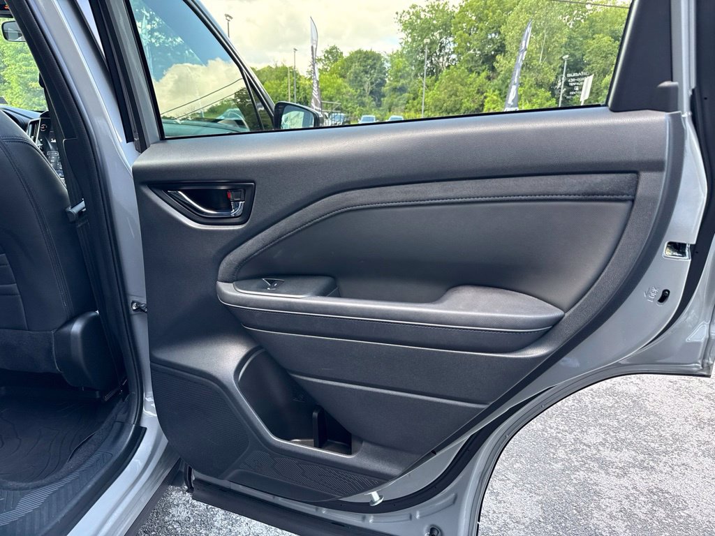 2025 Subaru Forester Limited - Photo 29