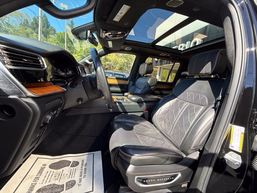2022 Jeep Grand Wagoneer Series III - Photo 15