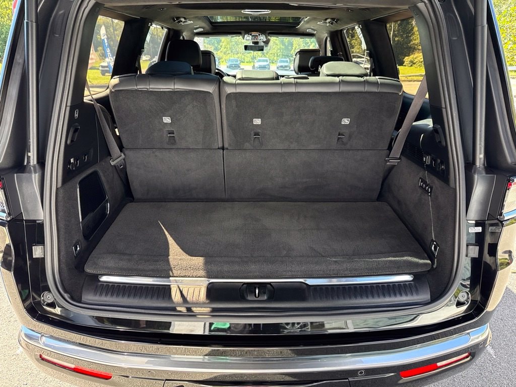 2022 Jeep Grand Wagoneer Series III - Photo 26