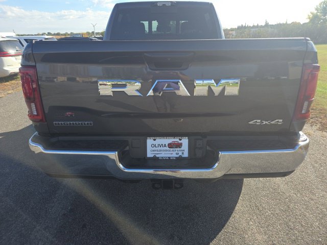 New 2027 Ram 3500 BIG HORN CREW CAB 4X4 6'4 BOX Pickup
