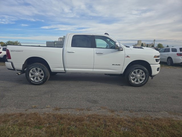 2027 Ram 3500 LARAMIE CREW CAB 4X4 6'4 BOX Pickup