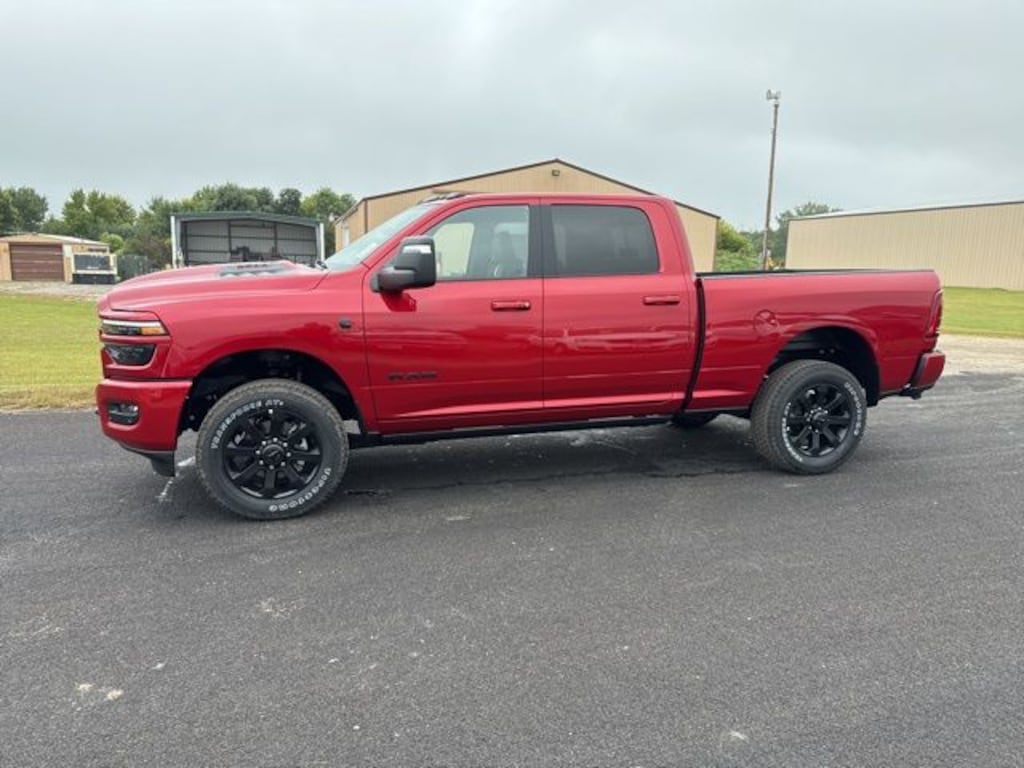 New 2026 Ram 2500 LARAMIE CREW CAB 4X4 6'4 BOX Pickup