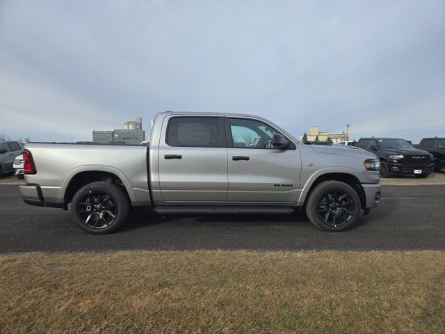 2026 Ram 1500 LARAMIE CREW CAB 4X4 5'7 BOX Pickup
