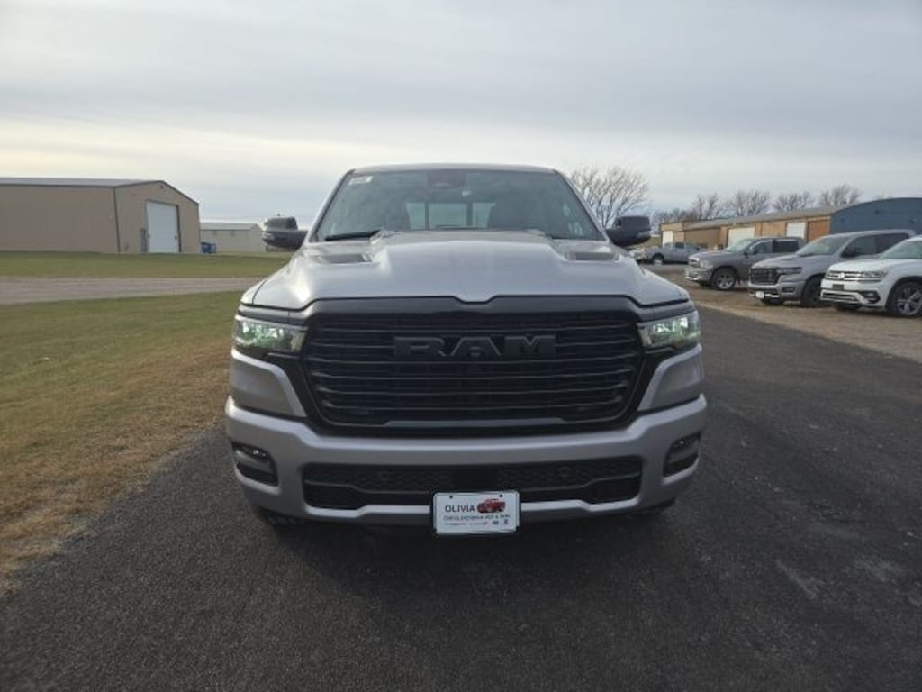 New 2026 Ram 1500 LARAMIE CREW CAB 4X4 5'7 BOX Pickup