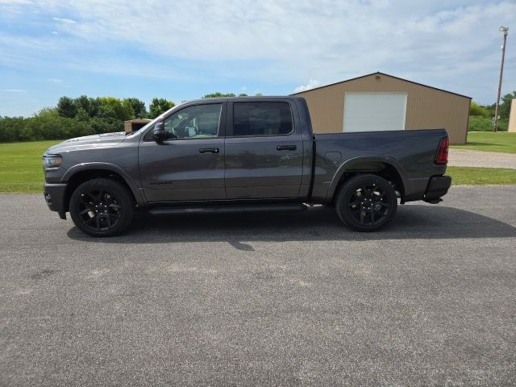 New 2026 Ram 1500 LARAMIE CREW CAB 4X4 5'7 BOX Pickup