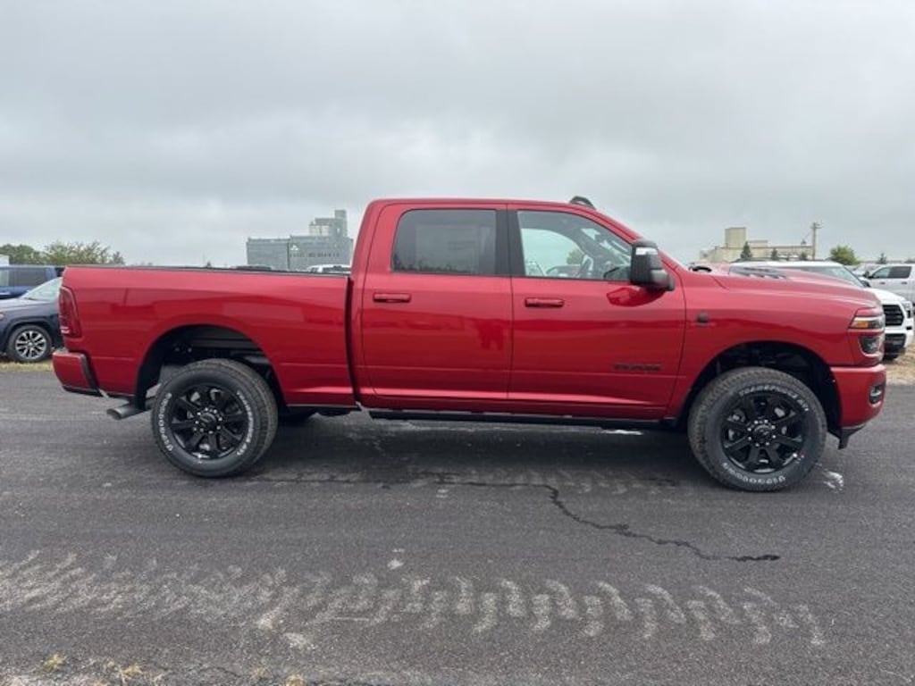 New 2026 Ram 2500 LARAMIE CREW CAB 4X4 6'4 BOX Pickup