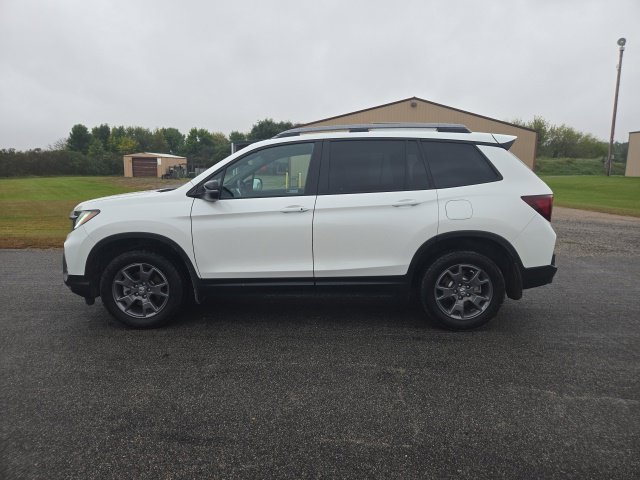 Used 2024 Honda Passport TrailSport SUV