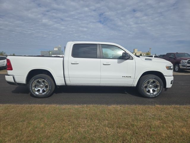 2026 Ram 1500 BIG HORN CREW CAB 4X4 5'7 BOX Pickup