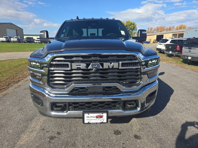 New 2027 Ram 3500 BIG HORN CREW CAB 4X4 6'4 BOX Pickup