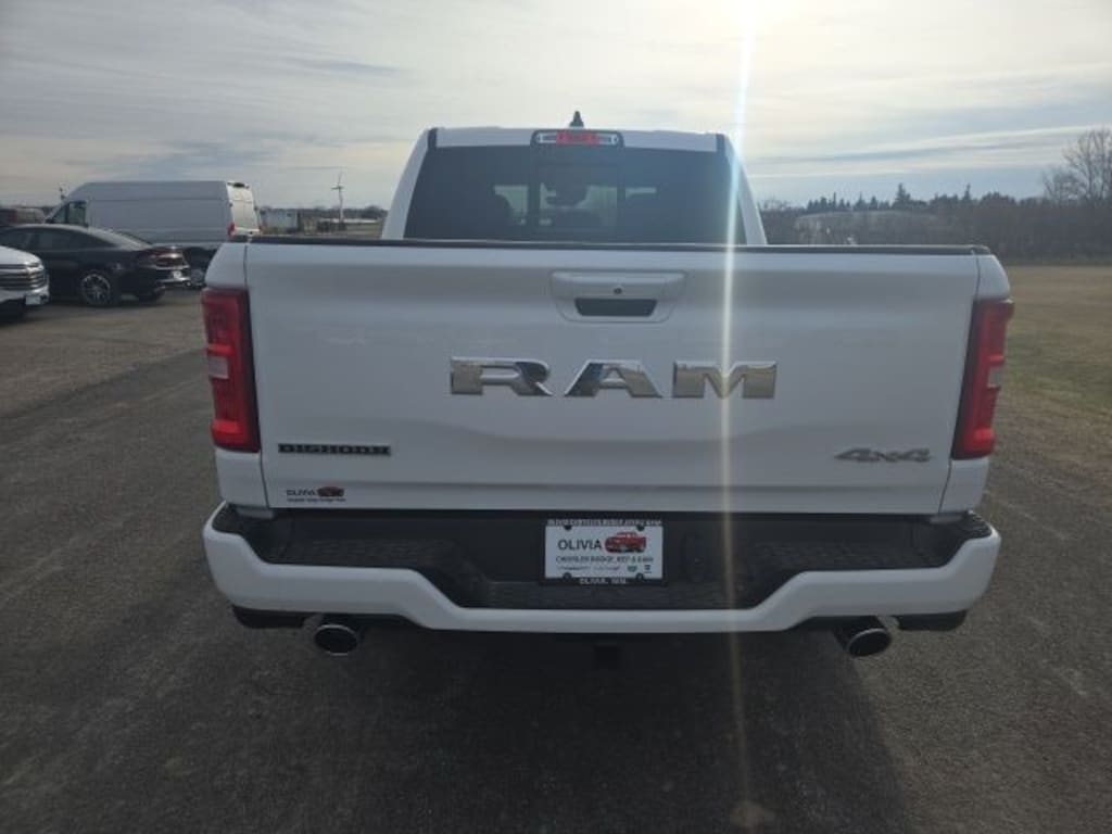 New 2026 Ram 1500 BIG HORN CREW CAB 4X4 5'7 BOX Pickup