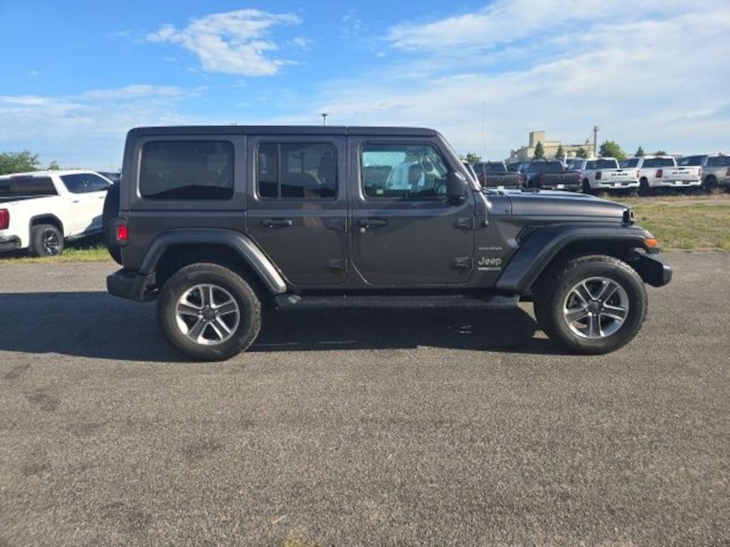 Used 2021 Jeep Wrangler Unlimited Sahara SUV