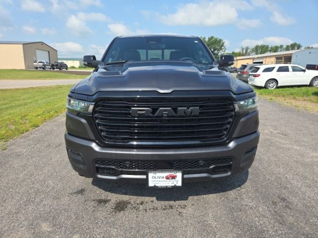 New 2026 Ram 1500 LARAMIE CREW CAB 4X4 5'7 BOX Pickup