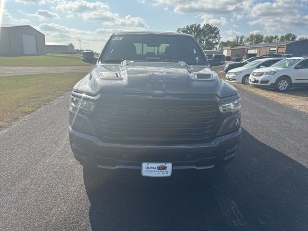 New 2026 Ram 1500 LARAMIE CREW CAB 4X4 5'7 BOX Pickup