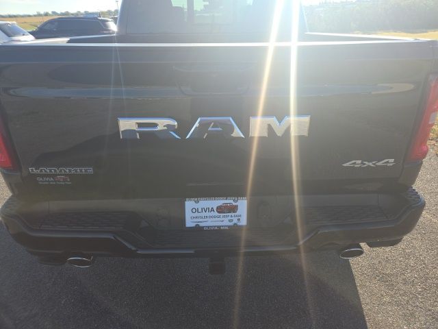 New 2027 Ram 1500 LARAMIE CREW CAB 4X4 5'7 BOX Pickup